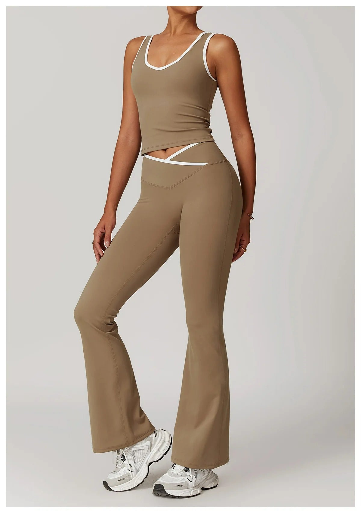 Conjunto yoga feminino, roupa de treino, leggings cintura alta, top esportivo, roupa de ginástica, roupa fitness, activewear, conjunto esportivo, roupa de yoga, roupa para exercícios