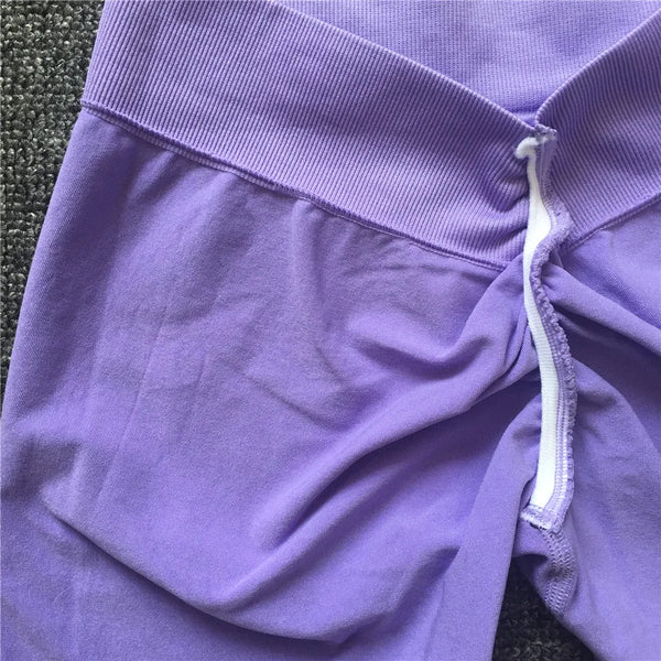 Short Feminino sem Costura para Yoga | Detalhe V nas Costas com Tecido Grosso - Yogai